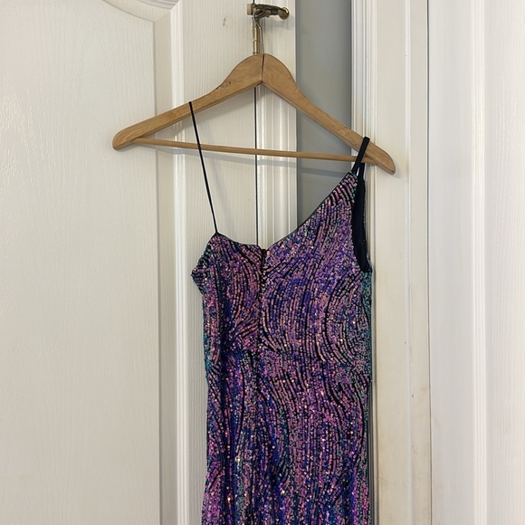 Morgan & Co. Sequin Mermaid Prom Dress – Size 1 | Purple & Blue Hues - Picture 7 of 9